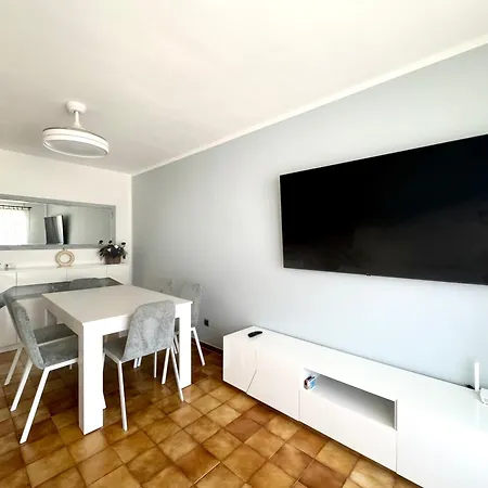 Apartament Alma *